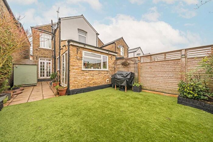 3 Bedroom Detached House For Sale In Caversham Road, Kingston Upon Thames, KT1