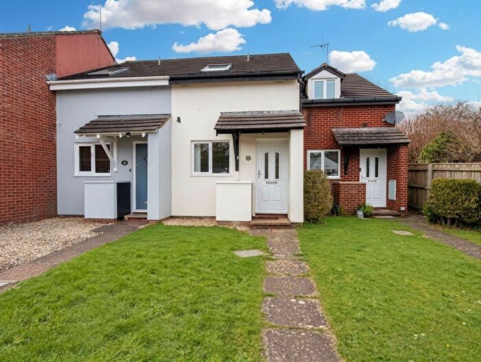 1 Bedroom Terraced House For Sale In Glebeland Way, Torquay, TQ2