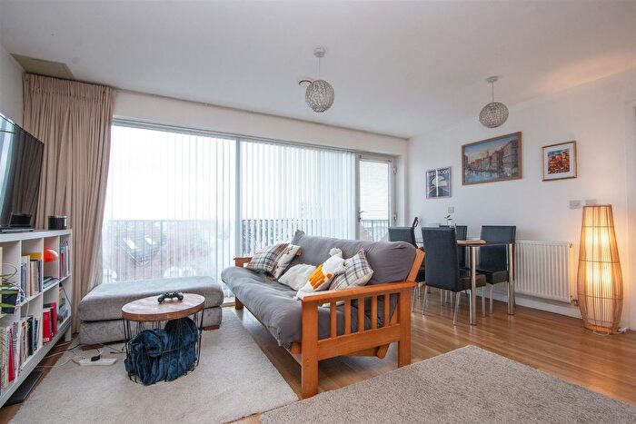 1 Bedroom Flat To Rent In Recovery Street, Tooting, Tooting, SW17