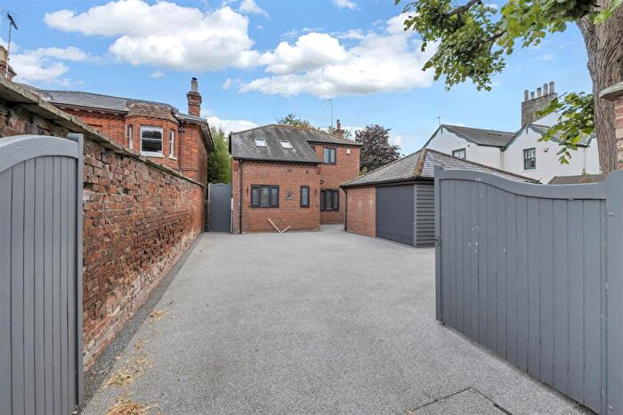 3 Bedroom Detached House For Sale In Sicklesmere Road, Bury St. Edmunds, IP33