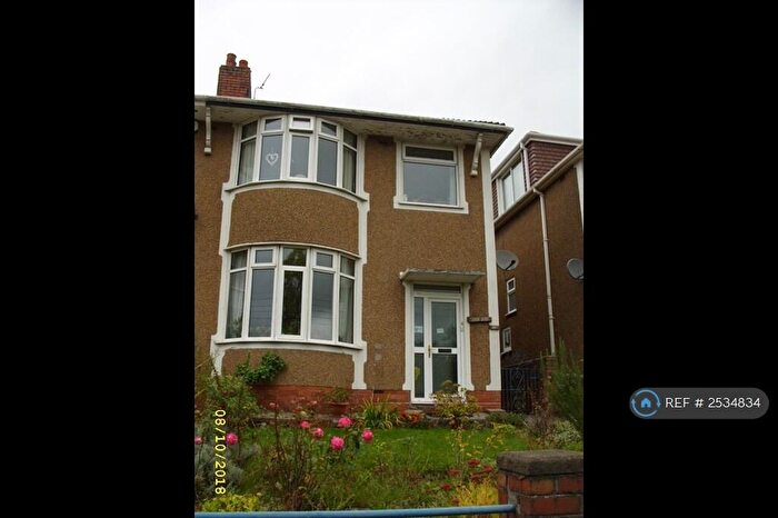 3 Bedroom Semi-Detached House To Rent In Pengam Road, Ystrad Mynach, Hengoed, CF82