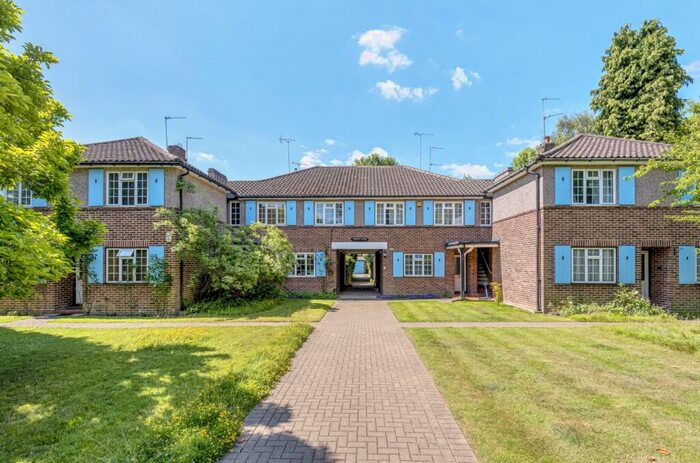 2 Bedroom Flat To Rent In Beckenham Grove Bromley, BR2