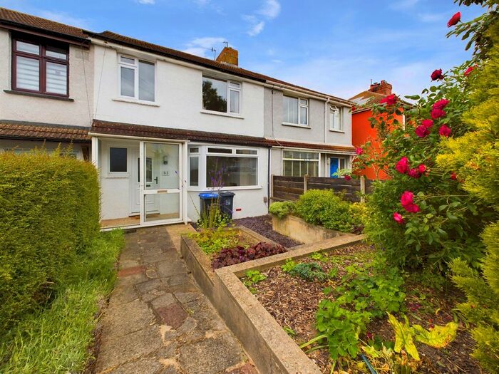 3 Bedroom Semi-Detached House To Rent In Monks Close, Lancing, BN15