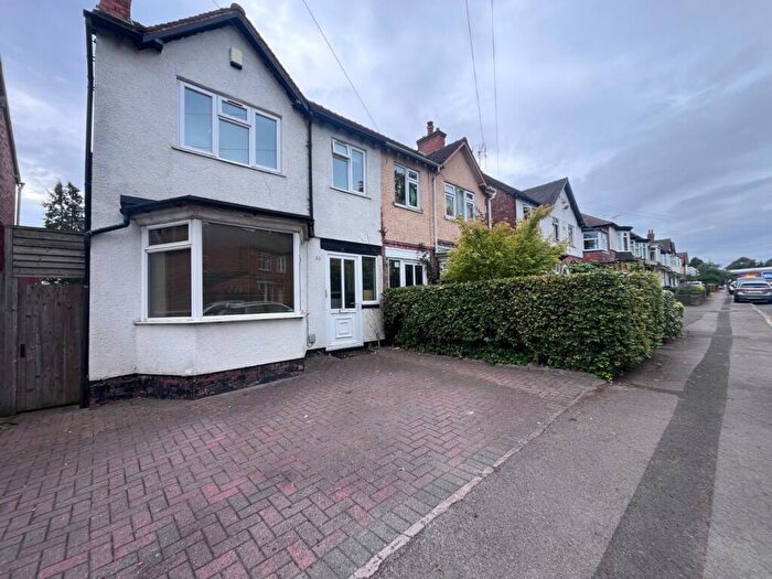3 Bedroom Semi-Detached House To Rent In Cateswell Road, Hall Green, Birmingham, B28