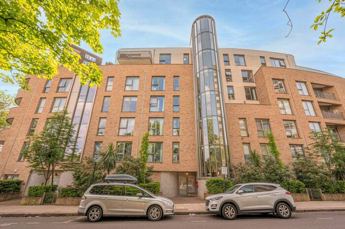 2 Bedroom Flat To Rent In Huxley House, Belsize Park, London, NW3