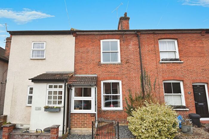 2 Bedroom Terraced House For Sale In Chase Road, Brentwood, CM14
