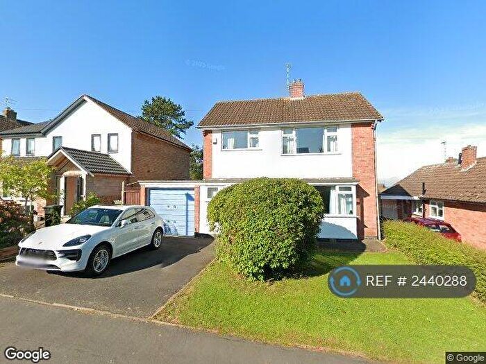 4 Bedroom Detached House To Rent In Vandyke Road, Oadby, Leicester, LE2