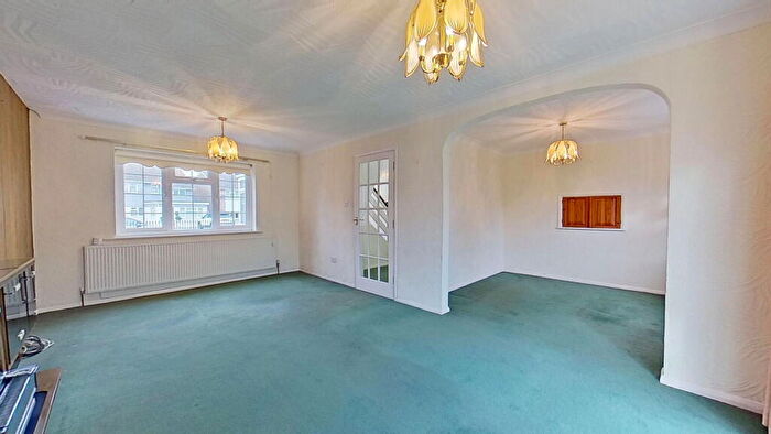 4 Bedroom Detached House For Sale In James Hall Gardens, CT14