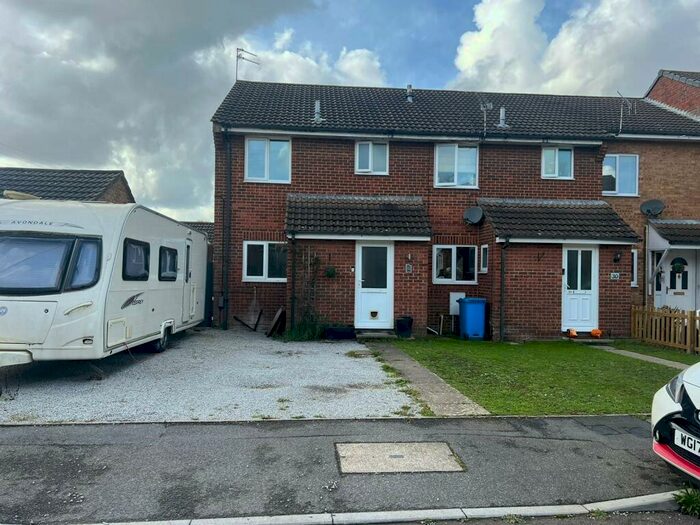 3 Bedroom House To Rent In Seatown Close, Canford Heath, BH17