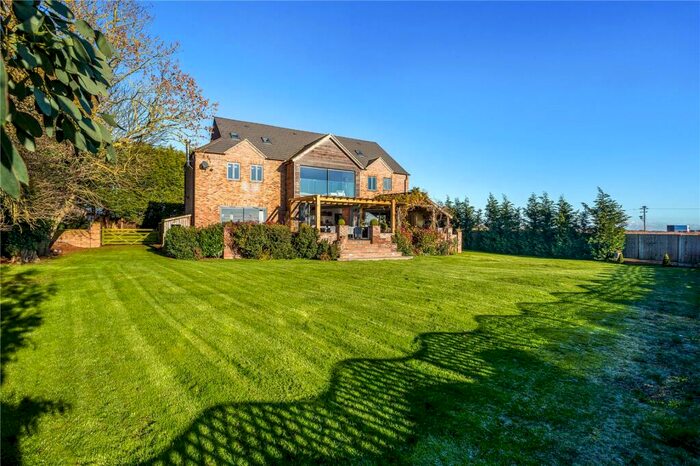 6 Bedroom Detached House For Sale In Sommer Close, Thorney, Peterborough, Cambridgeshire, PE6