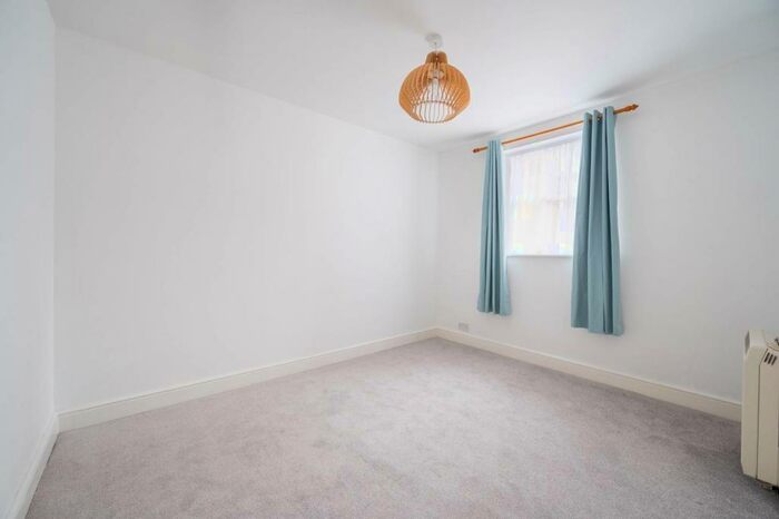 1 Bedroom Flat To Rent In Kirkwall Place, Bethnal Green, London, E2