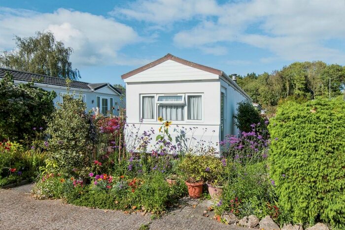 2 Bedroom Mobile/park Home For Sale In Allington Lane, West End, Southampton, SO30