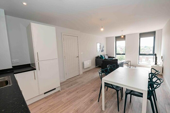 2 Bedroom Apartment To Rent In Neptune Place, Liverpool, Merseyside, L8