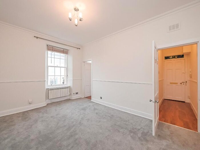 1 Bedroom Flat To Rent In Wilsons Park, Edinburgh, EH15