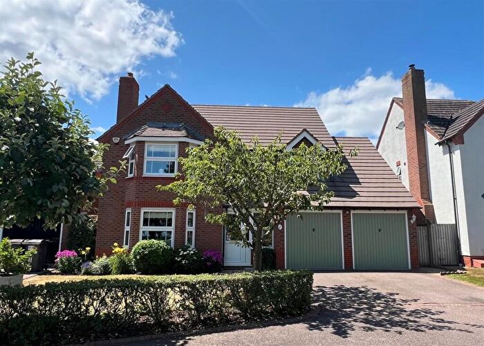 4 Bedroom Detached House For Sale In Shifrall Way, Sutton Coldfield, B75