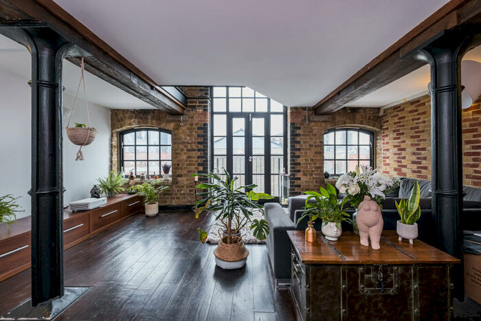 2 Bedroom Apartment To Rent In Tannery House, Spitalfields, E1