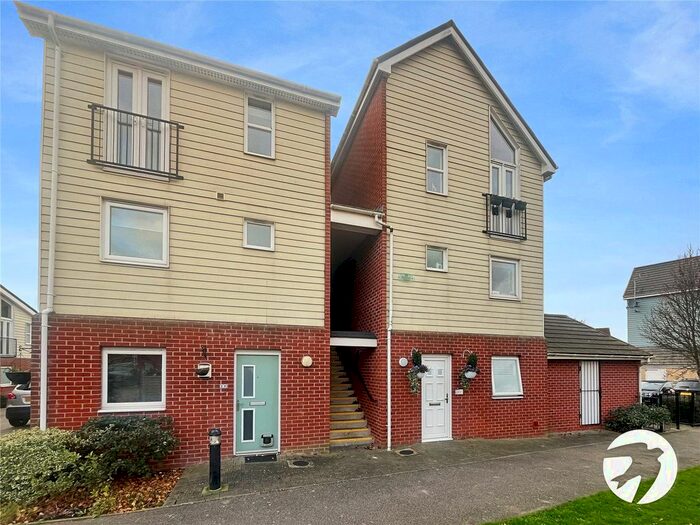 2 Bedroom Flat To Rent In Bismuth Drive, Sittingbourne, Kent, ME10