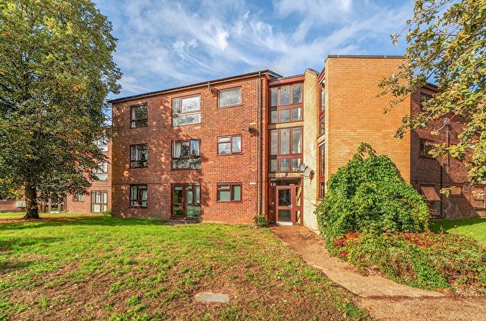 2 Bedroom Flat For Sale In Russet Grove, Norwich, Norfolk, NR4