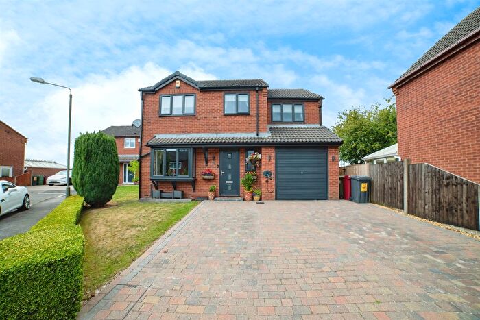 4 Bedroom Detached House For Sale In Sidings Way, Westhouses, Alfreton, DE55