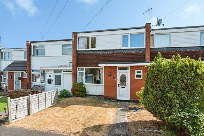 3 Bedroom Terraced House For Sale In Reyde Close, Redditch, Worcestershire, B97