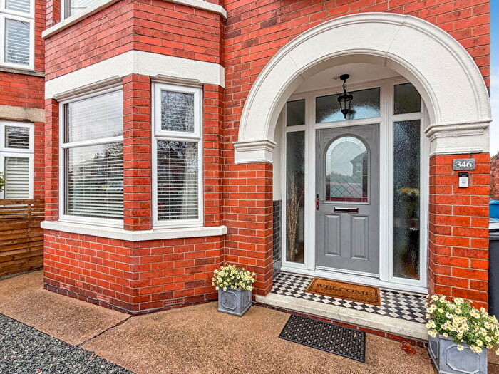 4 Bedroom Semi-Detached House For Sale In , Ings Road, Kingston Upon Hull, HU8