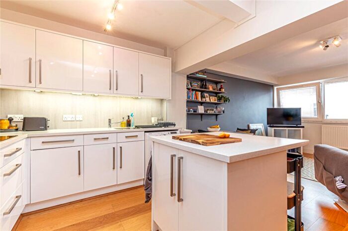 2 Bedroom Apartment To Rent In West Park, Clifton, Bristol, BS8