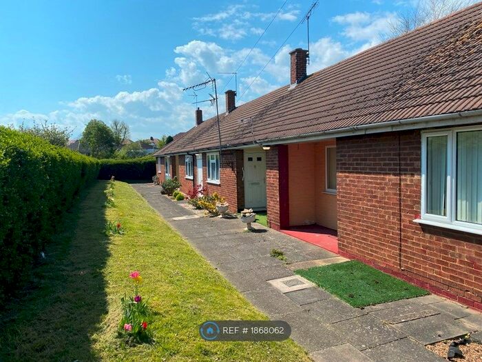 1 Bedroom Bungalow To Rent In Pattens Place, Rochester, ME1