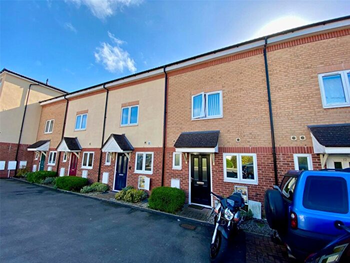 3 Bedroom Terraced House For Sale In Garfield Mews, St George, Bristol, BS5