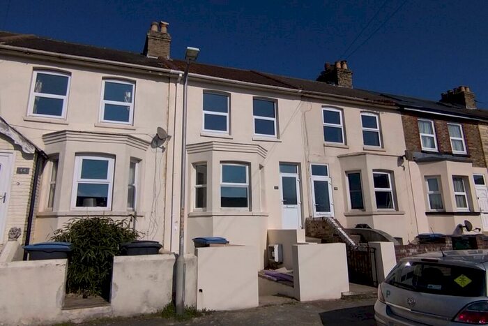 3 Bedroom Terraced House To Rent In Mayfield Avenue, Dover, CT16
