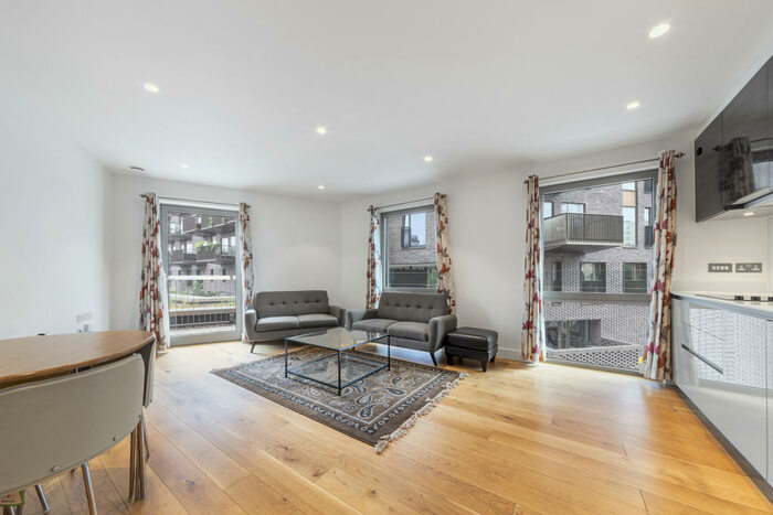 2 Bedroom Apartment To Rent In Bywell Place, Canning Town, London, E16