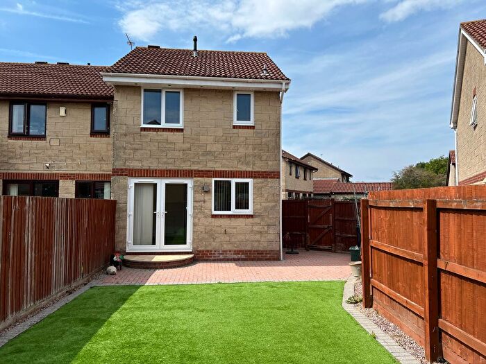 2 Bedroom End Of Terrace House For Sale In Harvey Close, Weston-Super-Mare, BS22