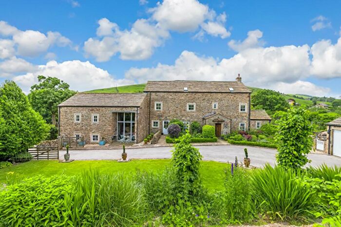 6 Bedroom Detached House For Sale In Lothersdale, Skipton, BD20