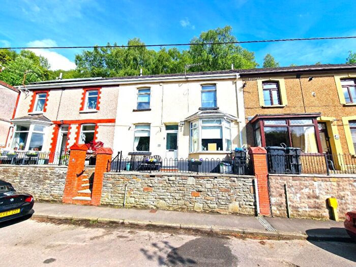 3 Bedroom Terraced House For Sale In Blaencuffin Road, Llanhilleth, NP13