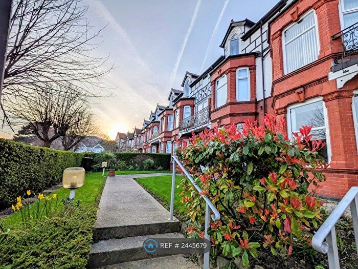 3 Bedroom Maisonette To Rent In Whitehall Road, Colwyn Bay, LL28