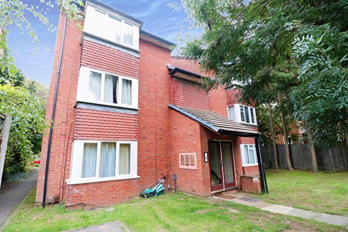 Studio For Sale In Mead Avenue, Langley, SL3