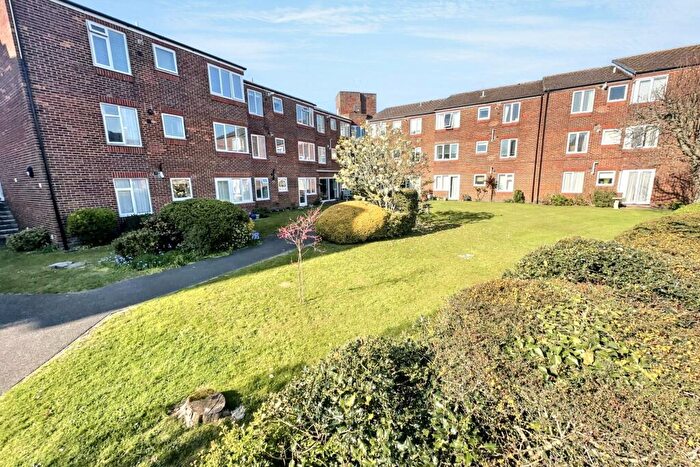 1 Bedroom Retirement Property For Sale In Poole, BH15