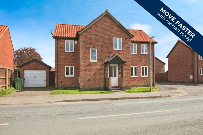 4 Bedroom Detached House For Sale In The Brambles, Easington, Hull, HU12
