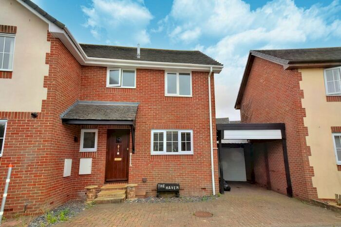3 Bedroom Semi-Detached House To Rent In Bramley, Gunville, Newport, PO30