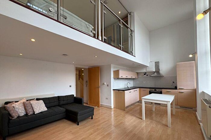2 Bedroom Flat To Rent In Batchelor Street, Islington, N1