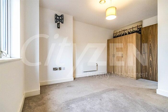 1 Bedroom Flat For Sale In Ordsall Lane, Salford, M5