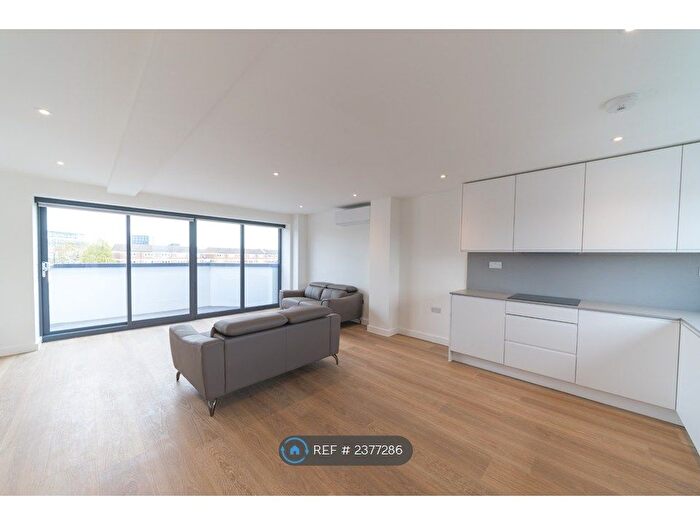 Studio To Rent In Portelet Road, London, E1