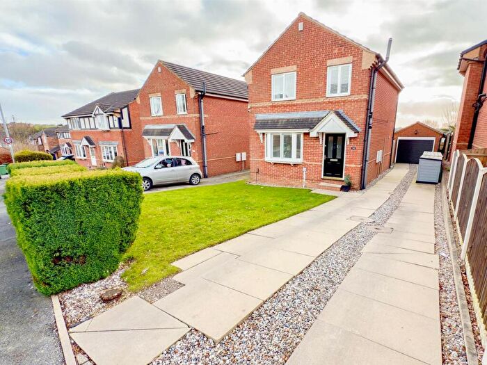 3 Bedroom Detached House For Sale In Woodside Avenue, Meanwood, Leeds, West Yorkshire., LS7