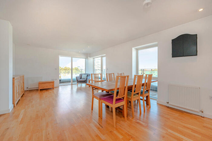 2 Bedroom Flat For Sale In Eyot House, Sun Passage, SE16