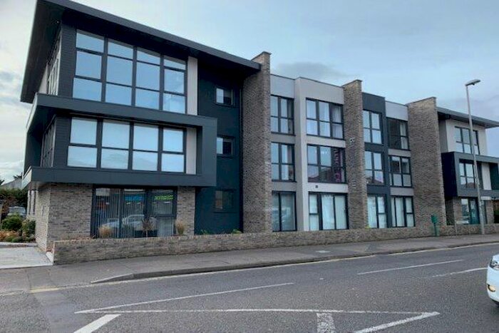 1 Bedroom Flat To Rent In Barrack Court, Christchurch, BH23