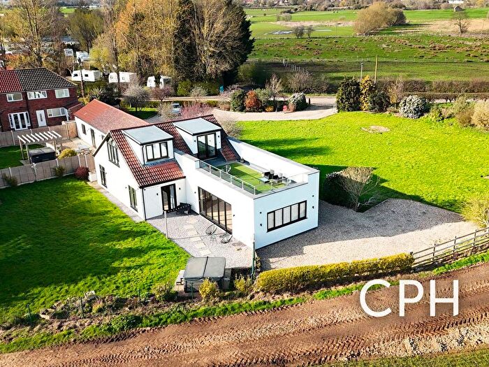 12 Bedroom Property For Sale In Ratten Row, Scarborough, YO12