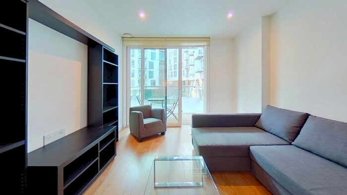 2 Bedroom Apartment To Rent In Saffron Central Square, Croydon, Surrey, CR0