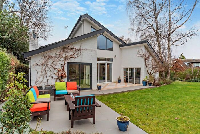 5 Bedroom Detached House For Sale In Bere Court Road, Pangbourne, Reading, RG8