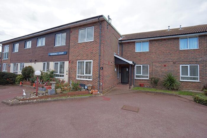 1 Bedroom Flat For Sale In Dovedale Court, Birchington, Kent, CT7