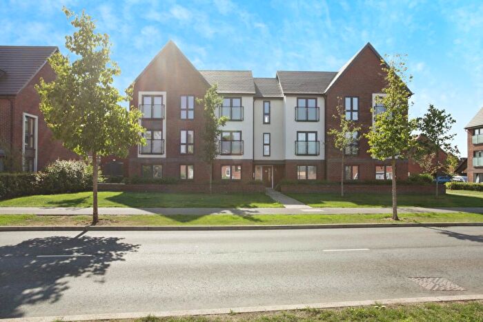 2 Bedroom Flat To Rent In Houlton Way, Houlton, Rugby, CV23