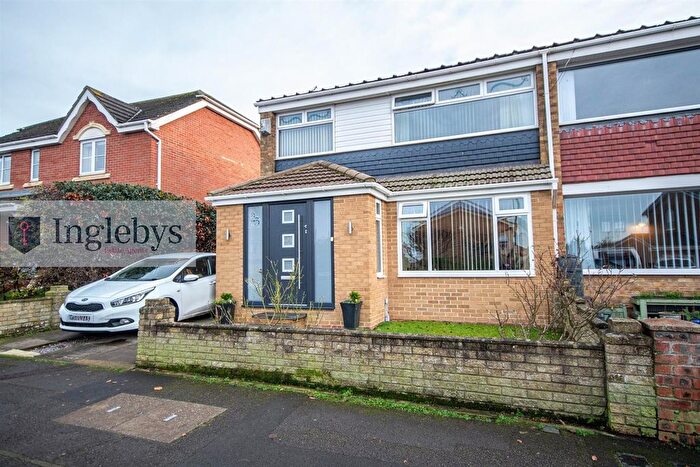 3 Bedroom Property For Sale In Moortown Road, New Marske, Redcar, TS11